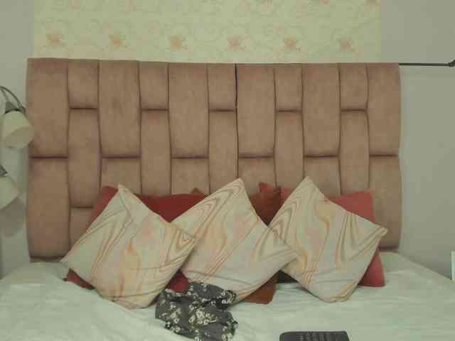 crystalstonee1 webcam