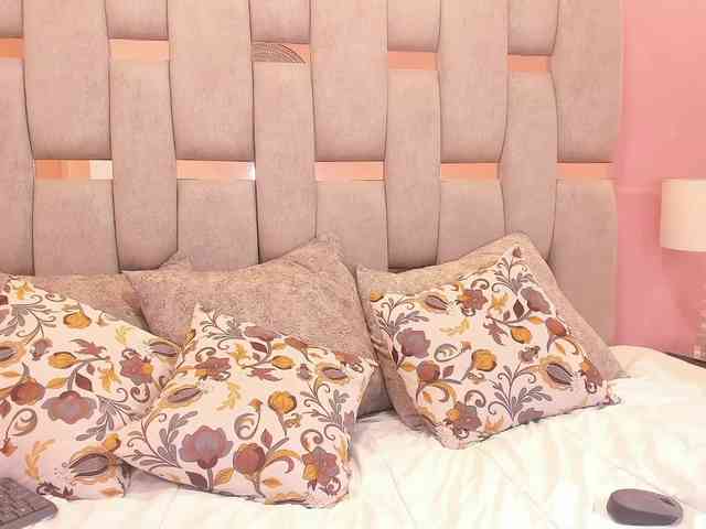 crystalstonee1 webcam
