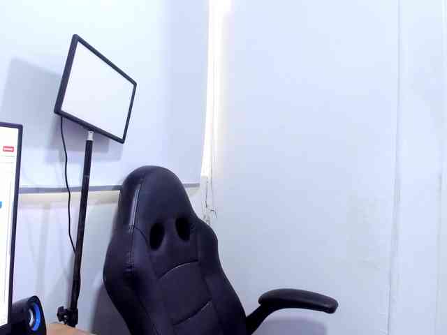 crystalstonee1 webcam