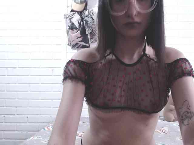 crystalstonee1 webcam