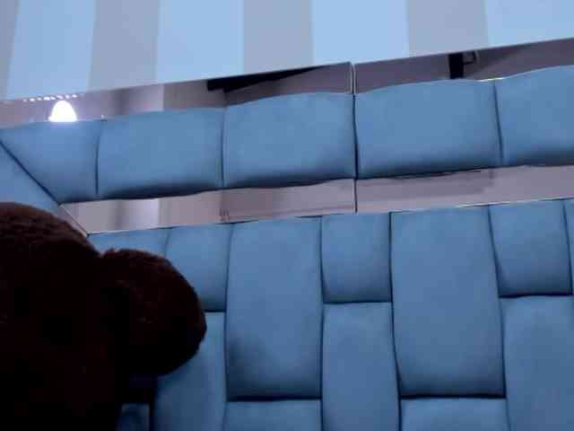 crystalstonee1 webcam