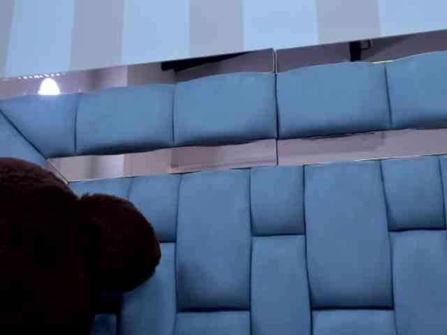 crystalstonee1 webcam