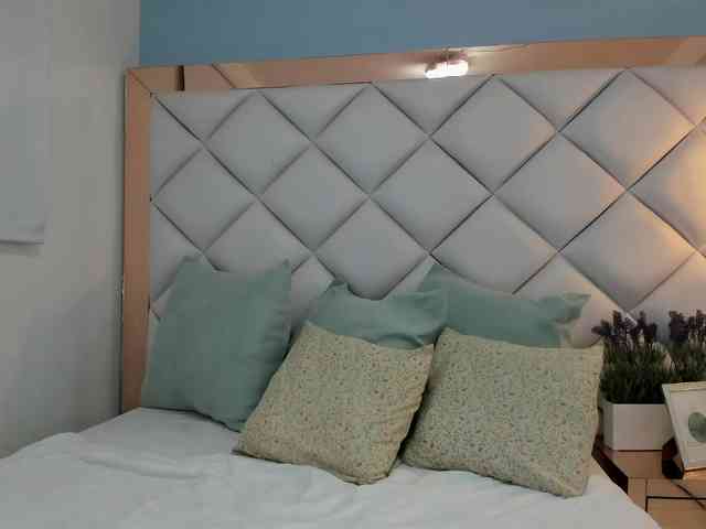 crystalstonee1