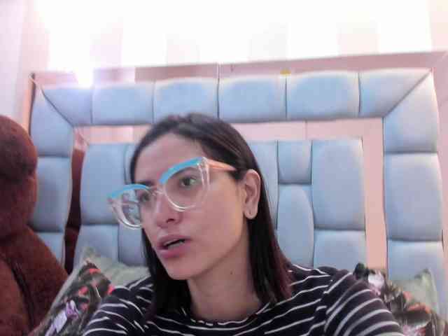 crystalstonee1 webcam
