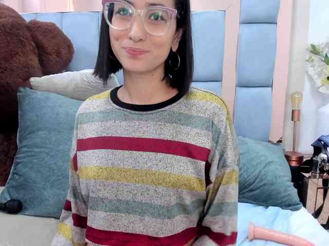 crystalstonee1 webcam