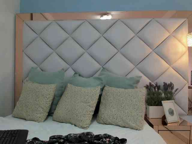 crystalstonee1