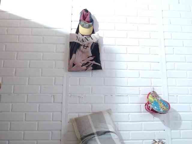 crystalstonee1 webcam