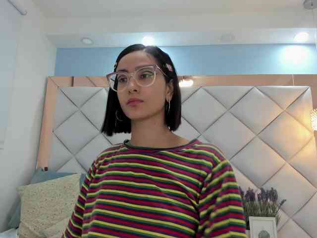 crystalstonee1