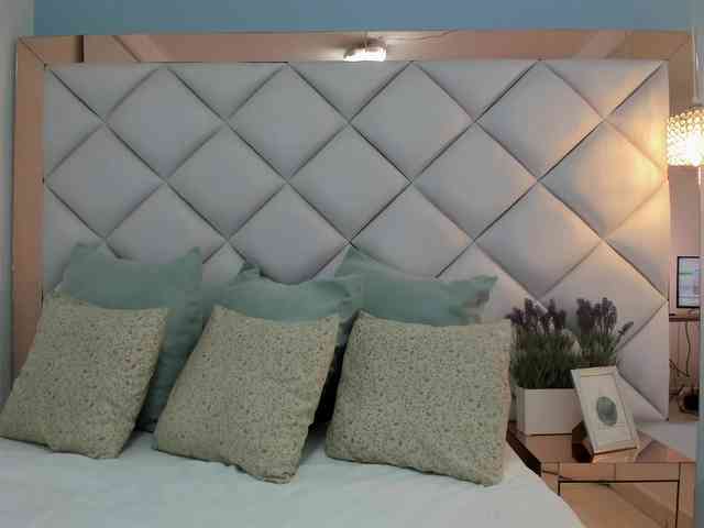 crystalstonee1