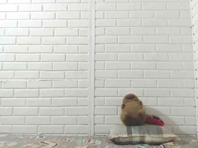 crystalstonee1 webcam