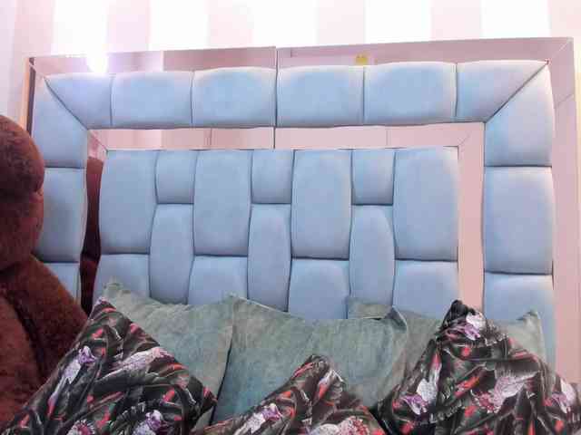 crystalstonee1 webcam