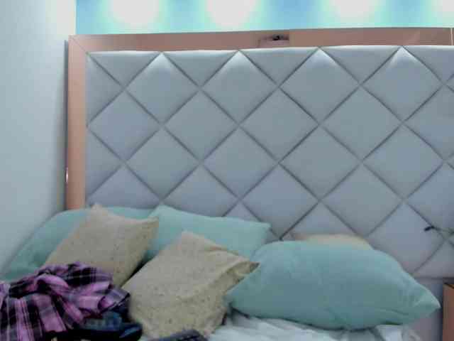 crystalstonee1
