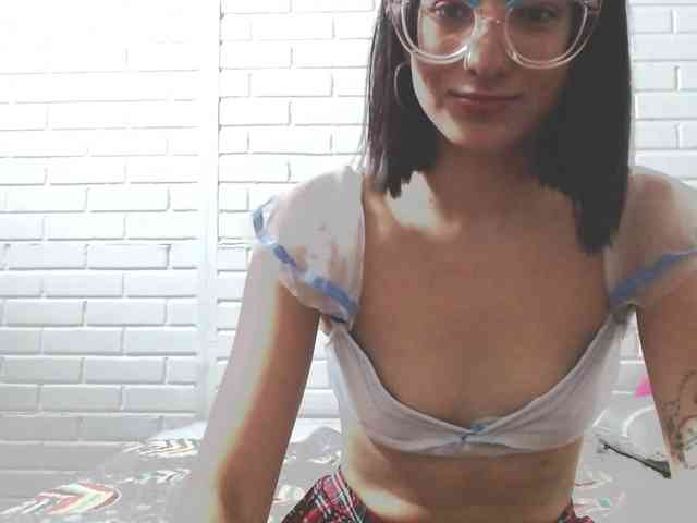 crystalstonee1 webcam
