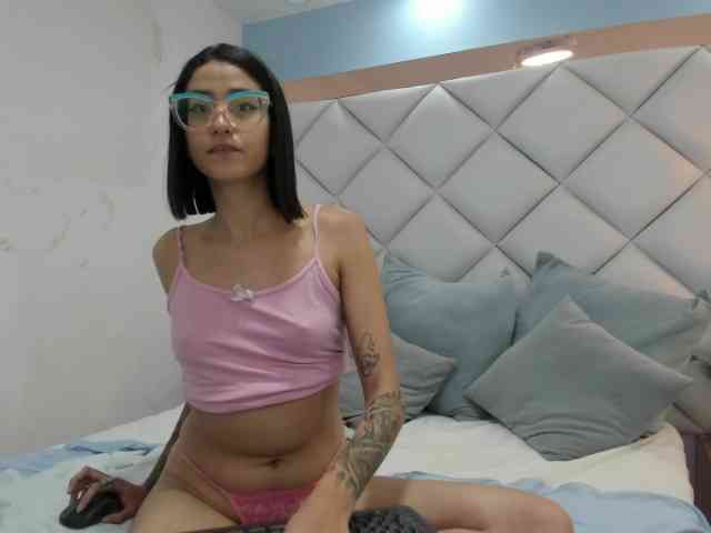 crystalstonee1