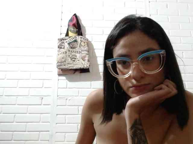 crystalstonee1