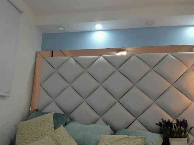crystalstonee1 webcam