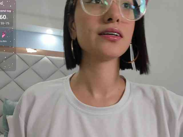 crystalstonee1 webcam