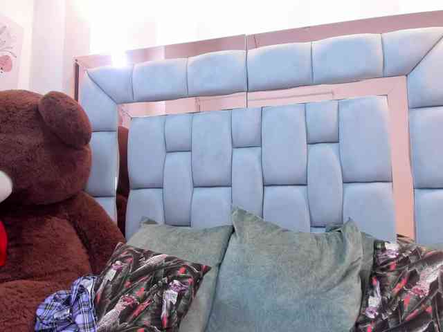 crystalstonee1