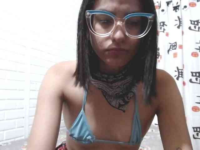 crystalstonee1 webcam