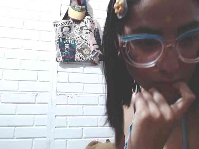 crystalstonee1 webcam