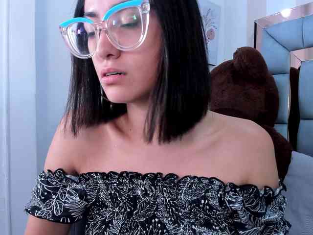 crystalstonee1