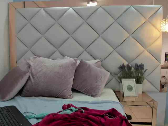 crystalstonee1