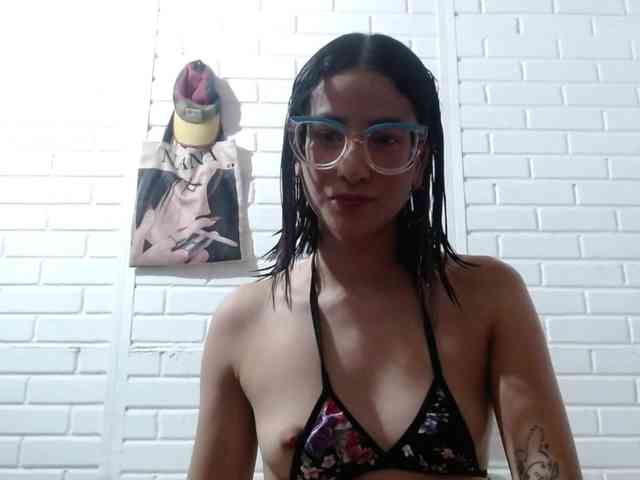 crystalstonee1