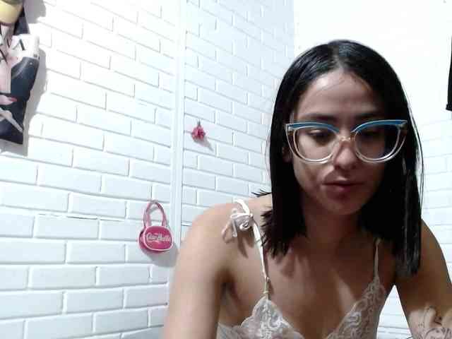 crystalstonee1