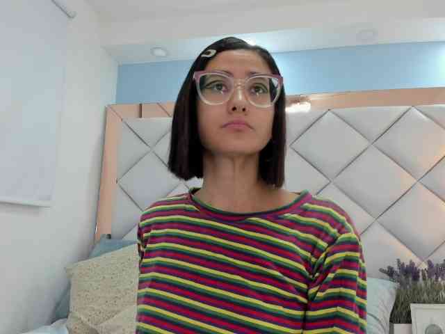 crystalstonee1 webcam