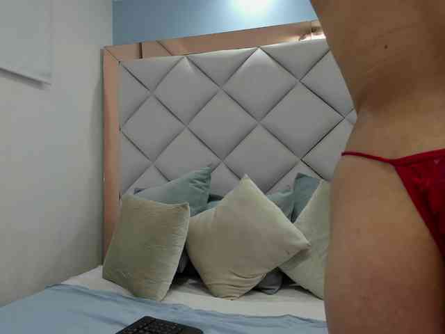 crystalstonee1 webcam