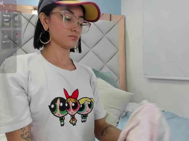 crystalstonee1 webcam