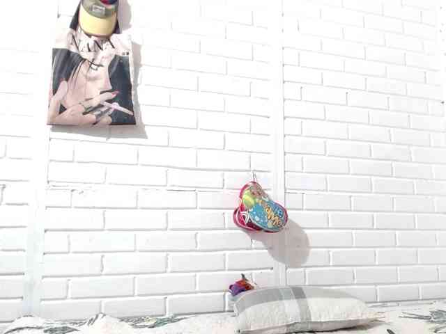 crystalstonee1 webcam