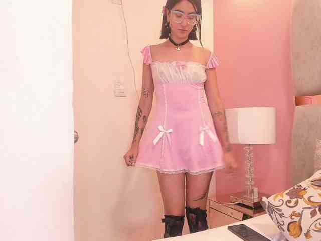 crystalstonee1 webcam