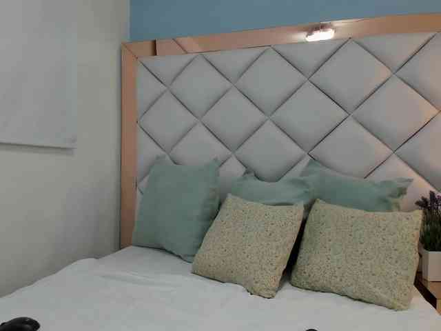 crystalstonee1