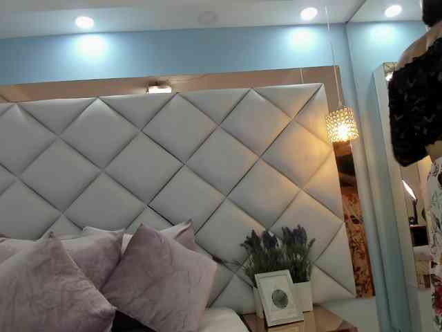 crystalstonee1 webcam