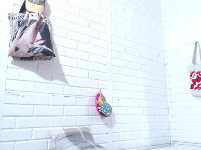 crystalstonee1 webcam