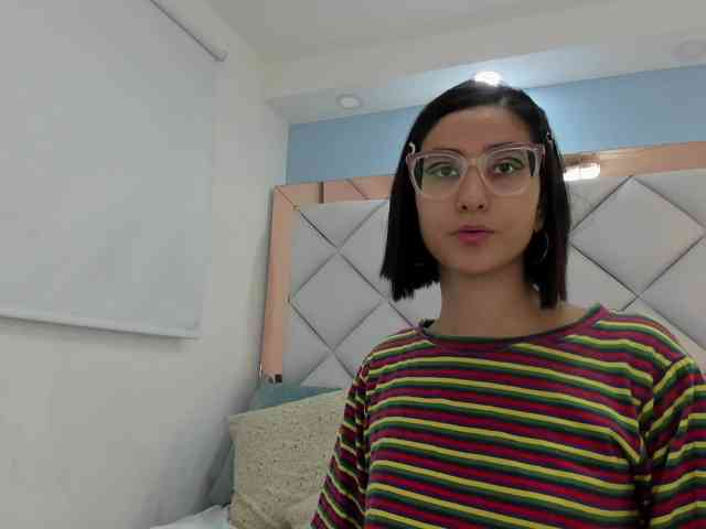 crystalstonee1 webcam