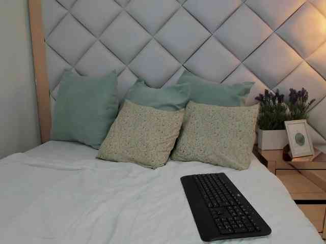 crystalstonee1