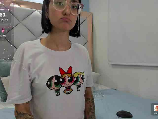 crystalstonee1 webcam