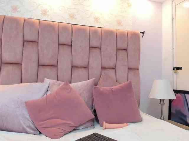crystalstonee1