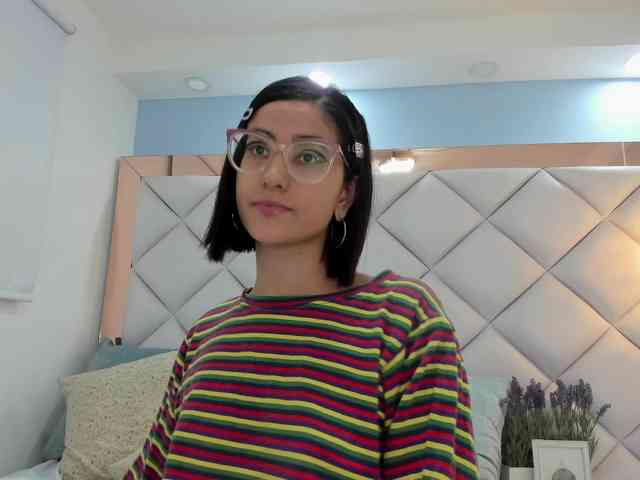 crystalstonee1 webcam
