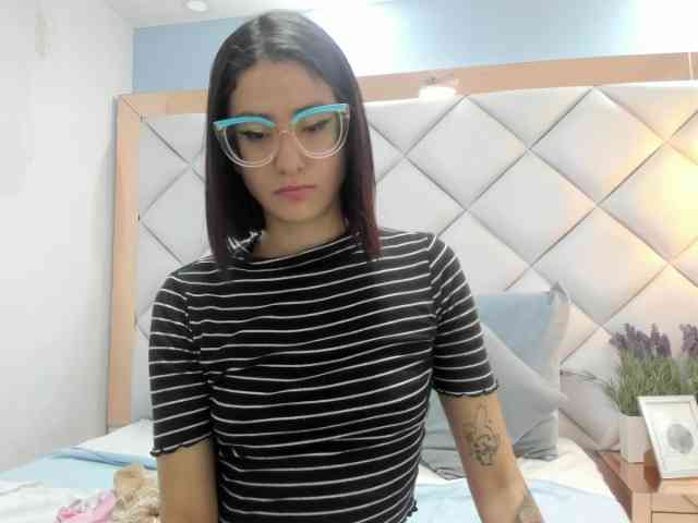 crystalstonee1