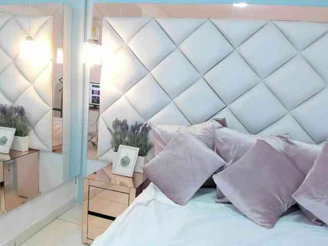crystalstonee1 webcam