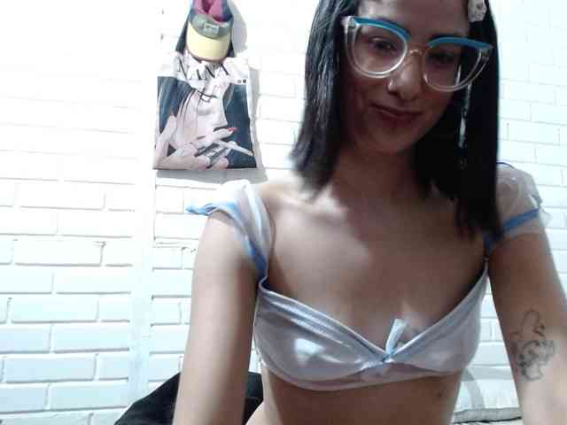 crystalstonee1 webcam