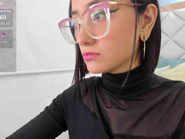 crystalstonee1 webcam