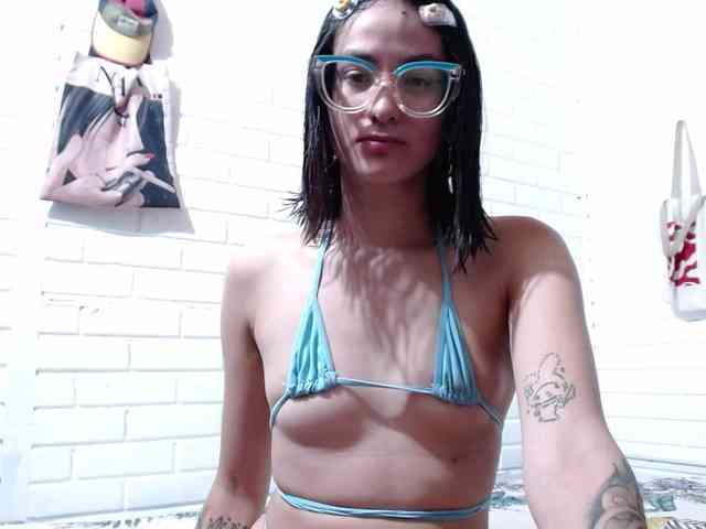 crystalstonee1
