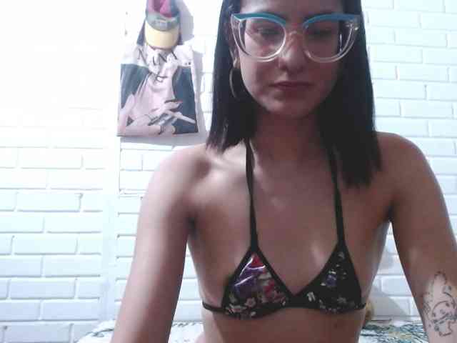 crystalstonee1