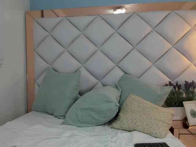 crystalstonee1