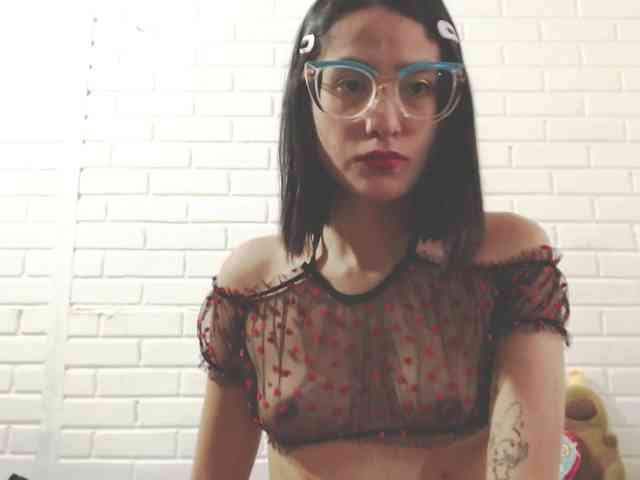 crystalstonee1 Live Webcam on BongaCams
