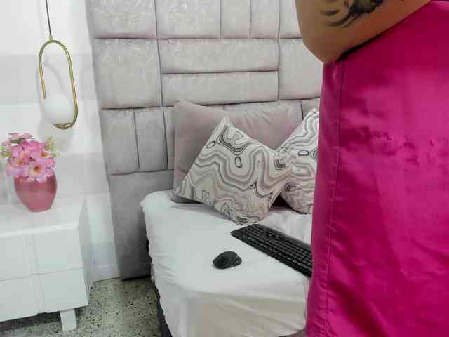 crystalstonee1
